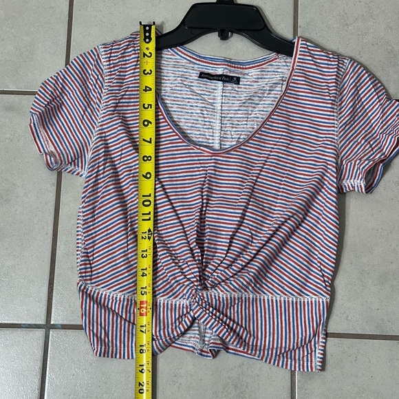 Abercrombie & Fitch Women Striped Crop Top Twist Knot Size M. - Picture 7 of 7